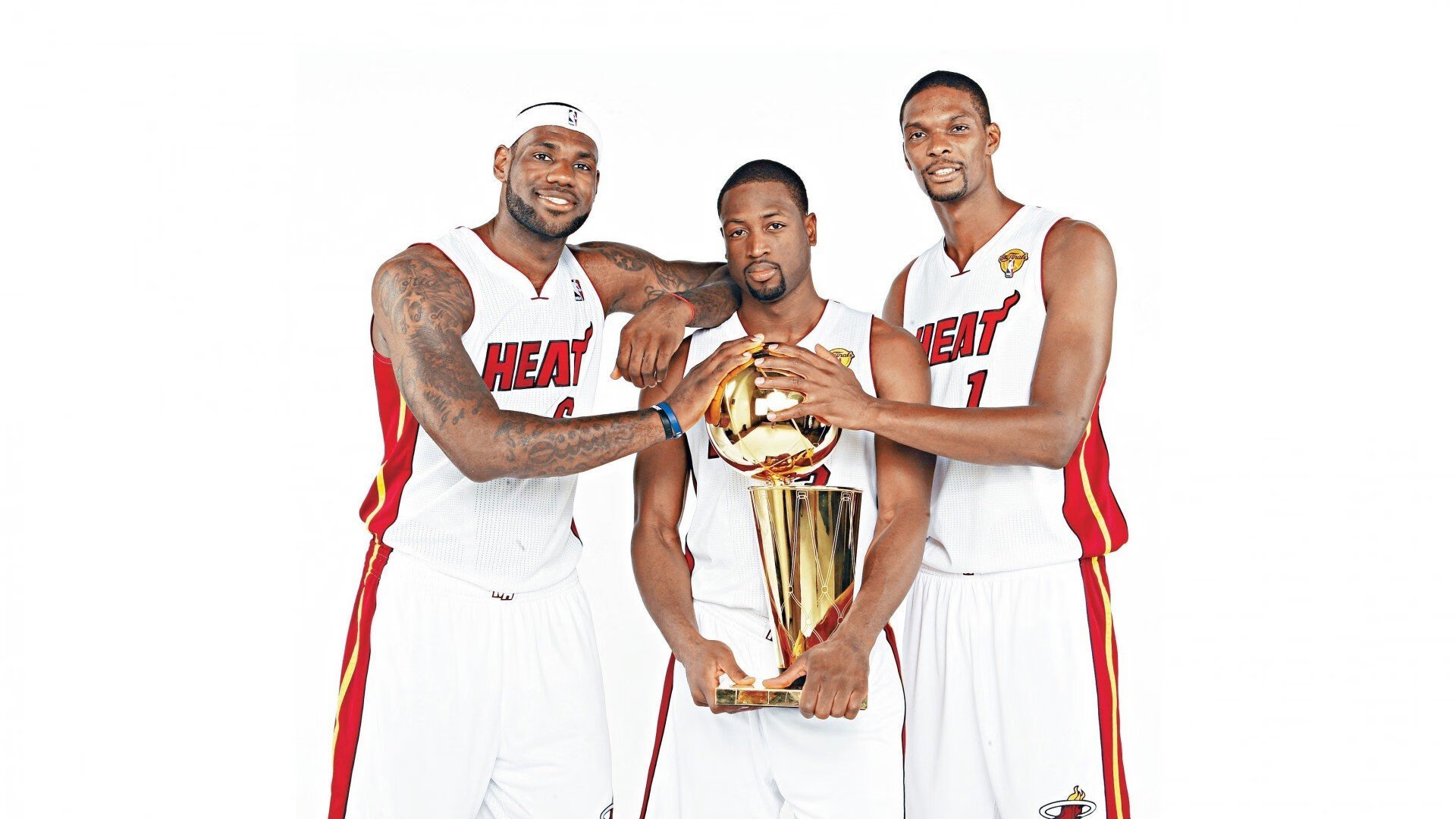 开云体育-西决生死战之夜，李刚仁扛起全队